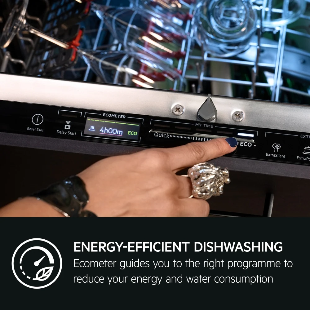 AEG FSE76747P Full Size Integrated Dishwasher - Image 3