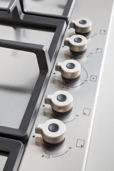 Bertazzoni P755CPROX Professional Series 75cm Gas hob with Wok - Image 3