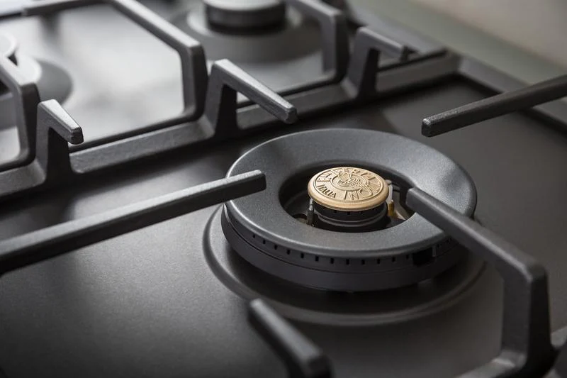 Bertazzoni P905CPRONE Professional Series 90cm Gas hob with Central Dual Wok - Image 2