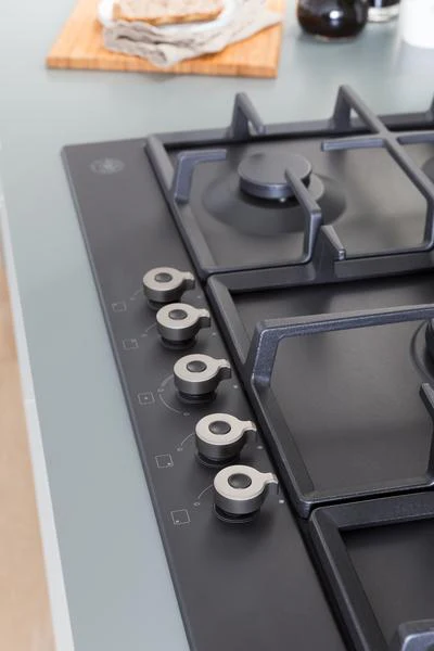 Bertazzoni P905CPRONE Professional Series 90cm Gas hob with Central Dual Wok - Image 3