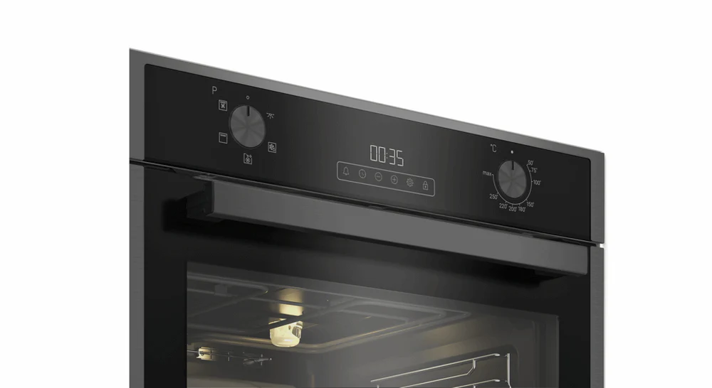 Blomberg ROEN9202DX Built In Electric Single Oven - Image 4