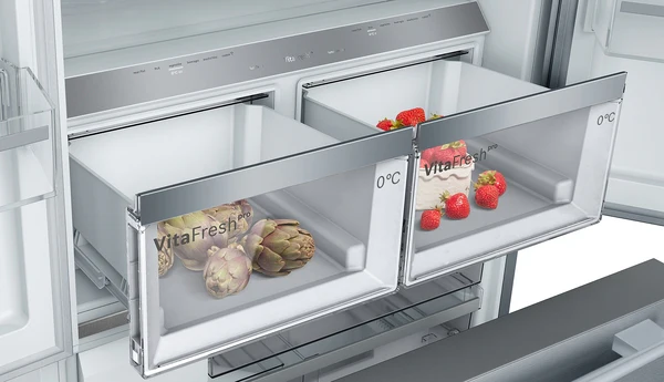 Bosch Series 8 KFF96PIEP Plumbed Stainless Steel American Fridge Freezer - Image 7