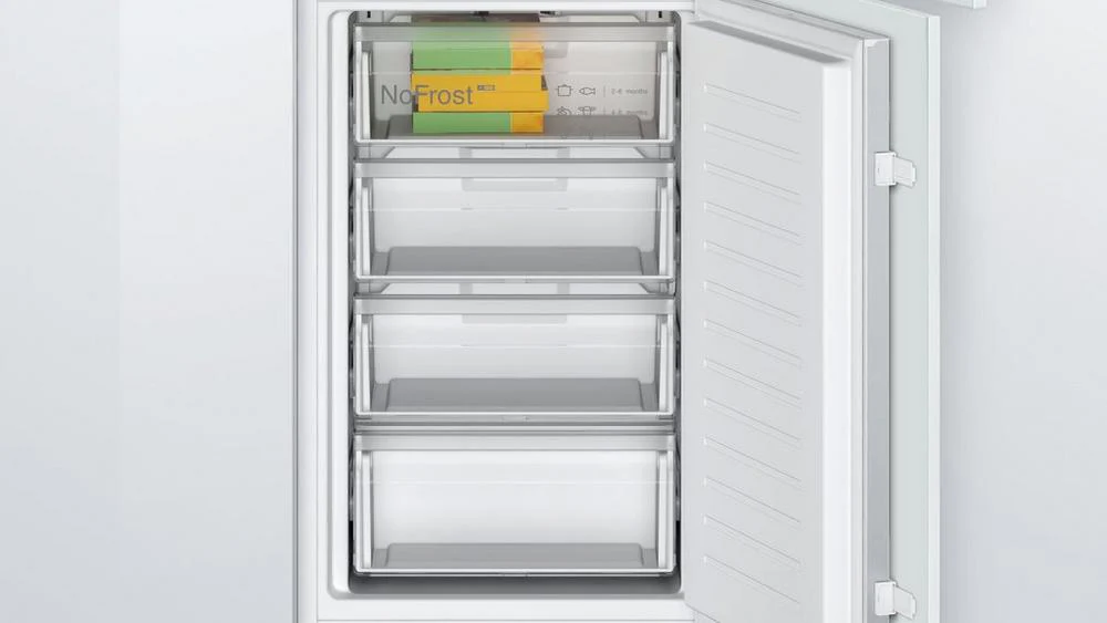 Bosch KIN85NSE0G Integrated Fridge Freezer - Image 5