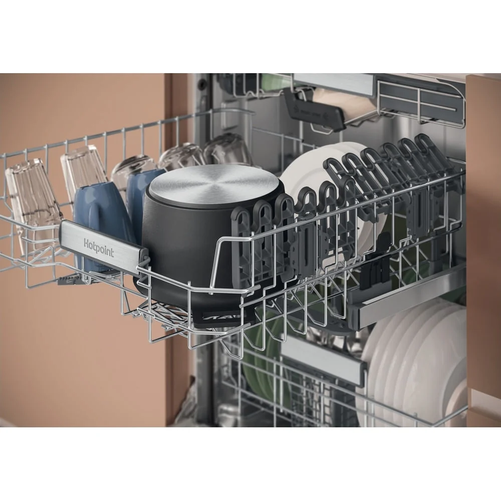 Hotpoint H8IHT59LSUK Full Size Integrated Dishwasher - Image 5