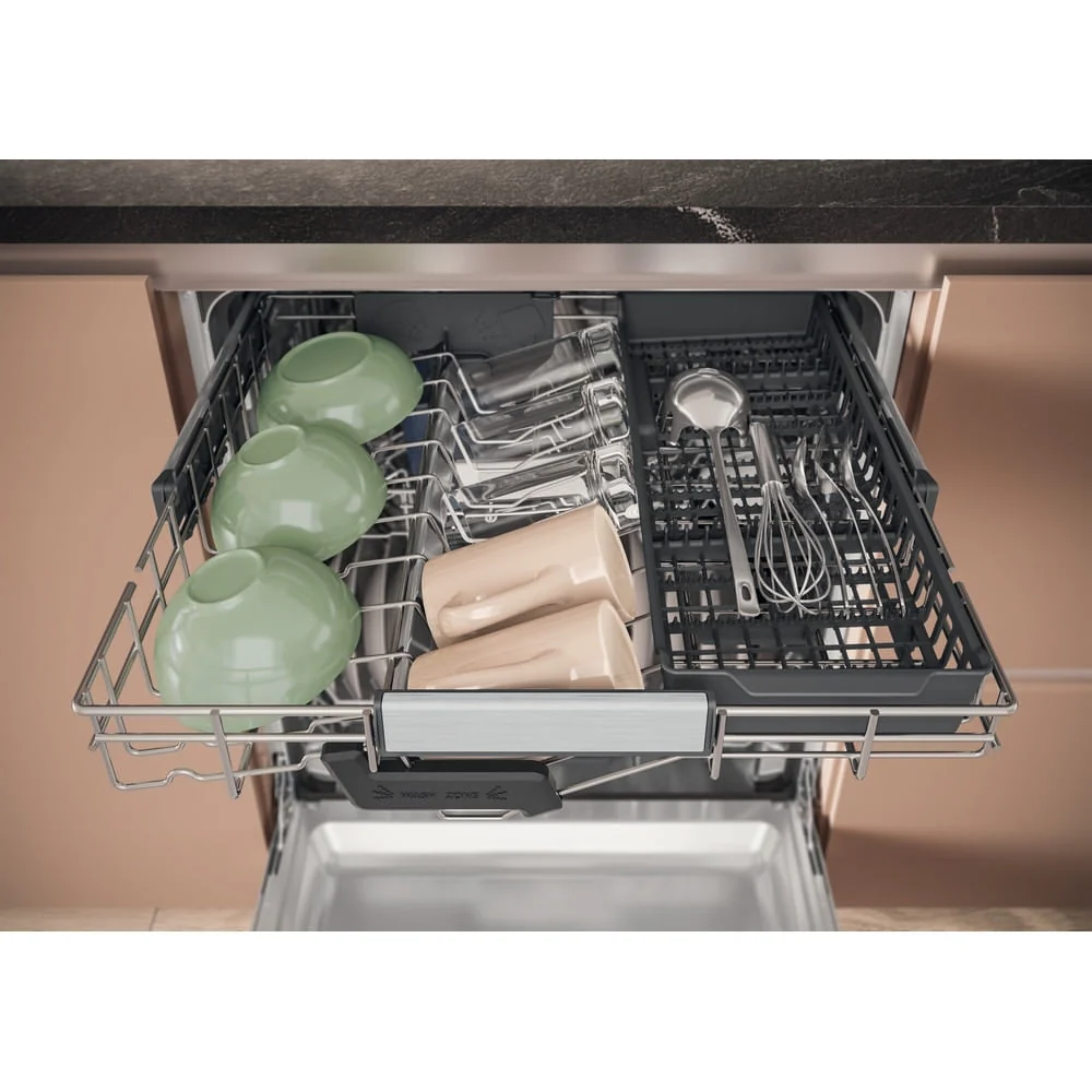 Hotpoint H8IHT59LSUK Full Size Integrated Dishwasher - Image 8