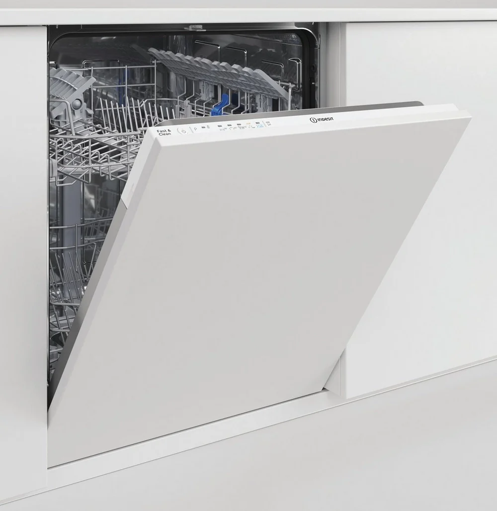 Indesit D2IHL326UK Full Size Integrated Dishwasher - Image 2