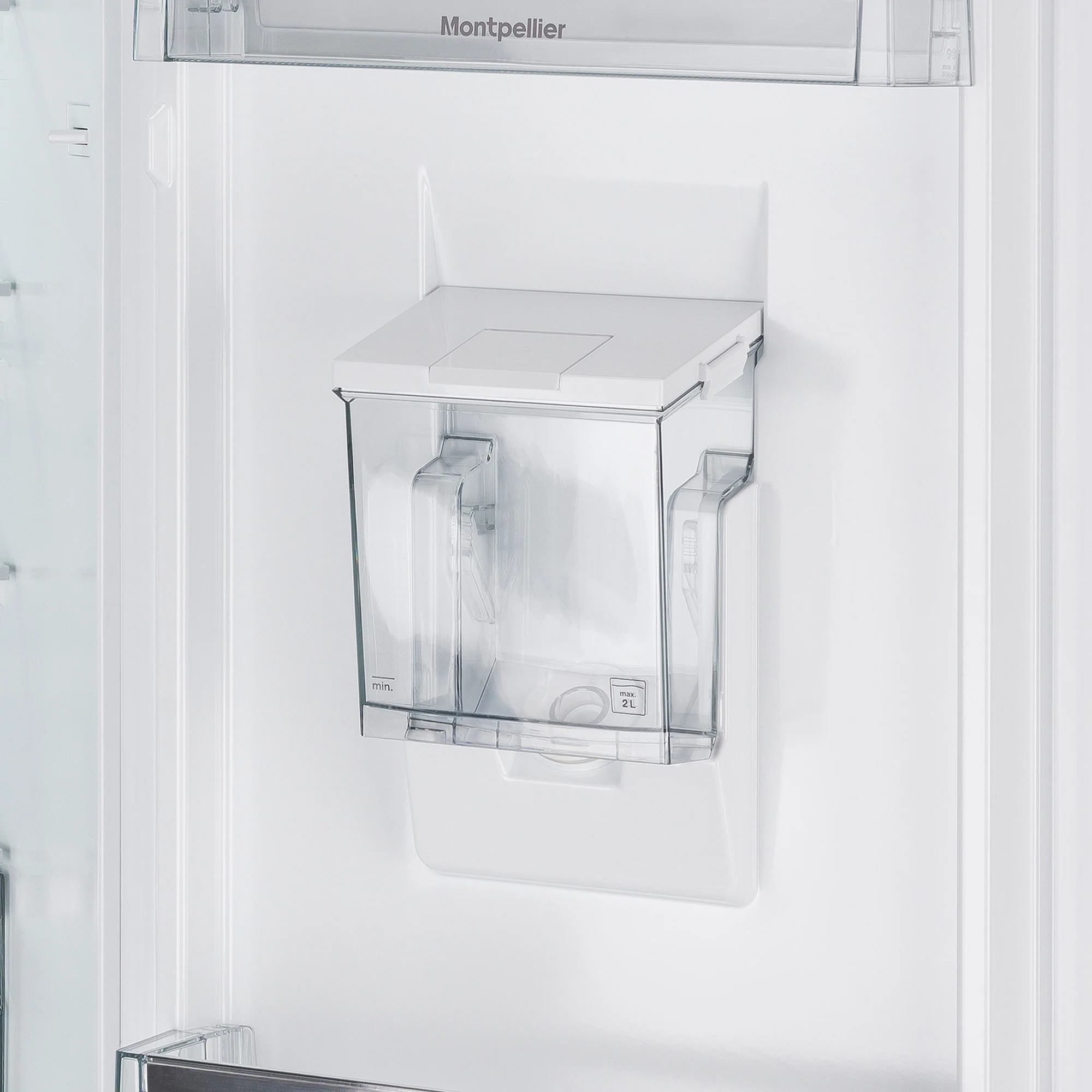 Montpellier MFF183EXWD Freestanding Fridge Freezer - Image 5