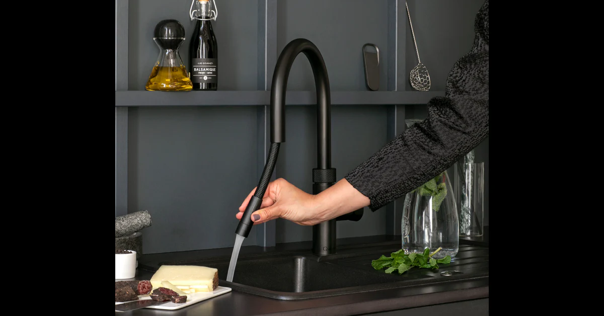 Quooker 3 in 1 Flex Black PRO7 Boiling Water Tap - Image 4