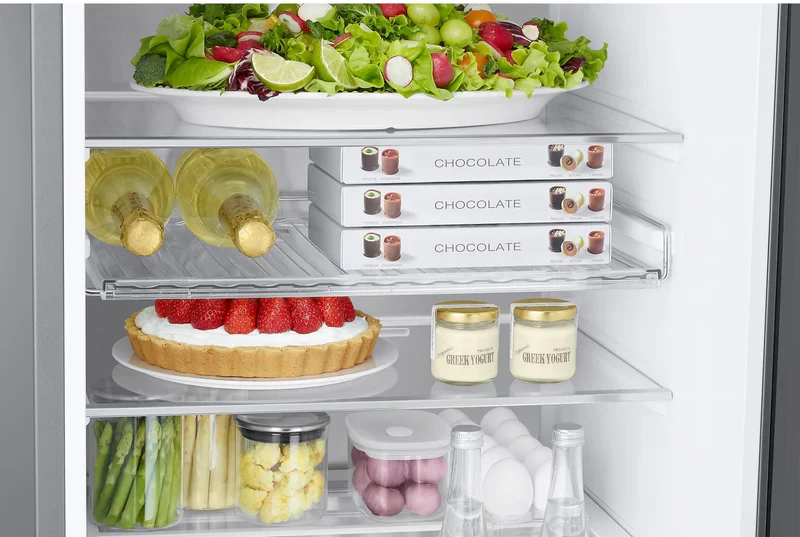 Samsung RL38C776ASR Freestanding 70/30 Stainless Steel Fridge Freezer - Image 4