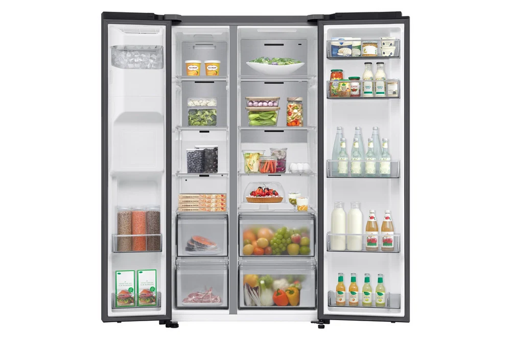 Samsung Bespoke AI Series 7 RS70F66KCFEU Black Plumbed American Fridge Freezer - Image 4