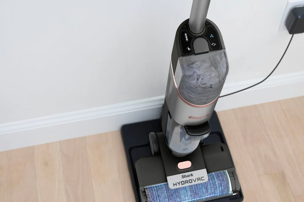 Shark WD210UK HydroVac Cordless Hard Floor Cleaner - Charcoal Grey - Image 6