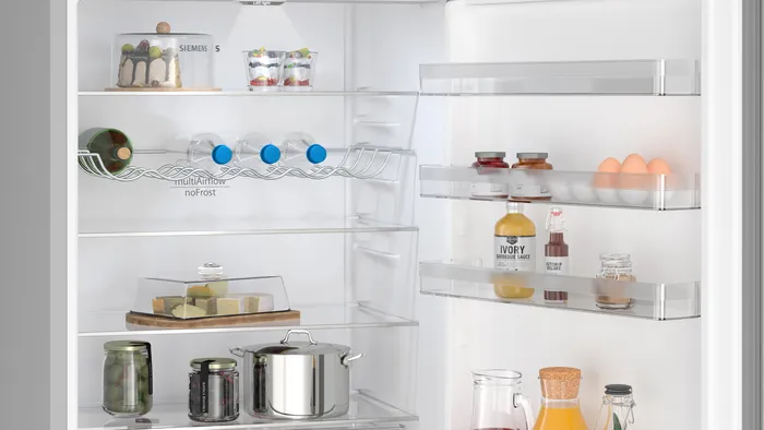 Siemens iQ300 KG49NXIDF Freestanding Fridge Freezer - Image 2