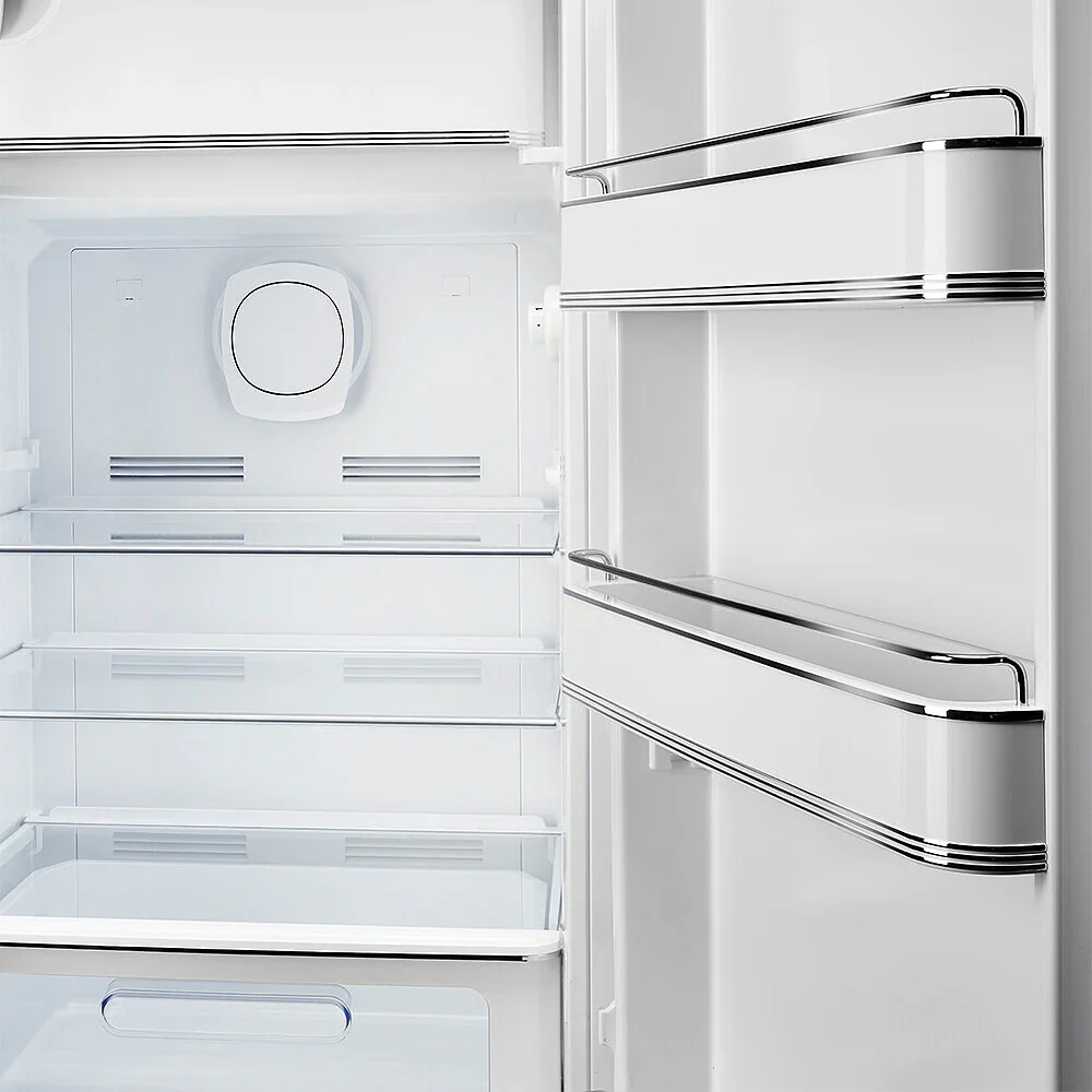 Smeg FAB28RBL6UK 50's Style Right Hand Hinge Retro Tall Fridge with Ice Box - Image 3