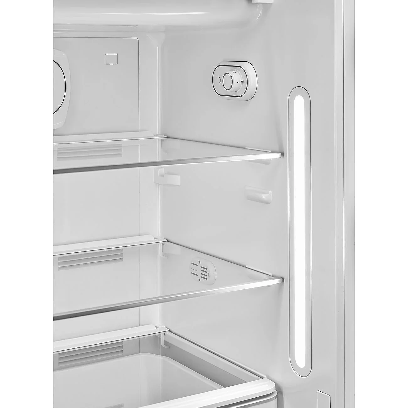 Smeg FAB28RDRB6 50's Style Right Hand Hinge Retro Tall Fridge with Ice Box - Image 3