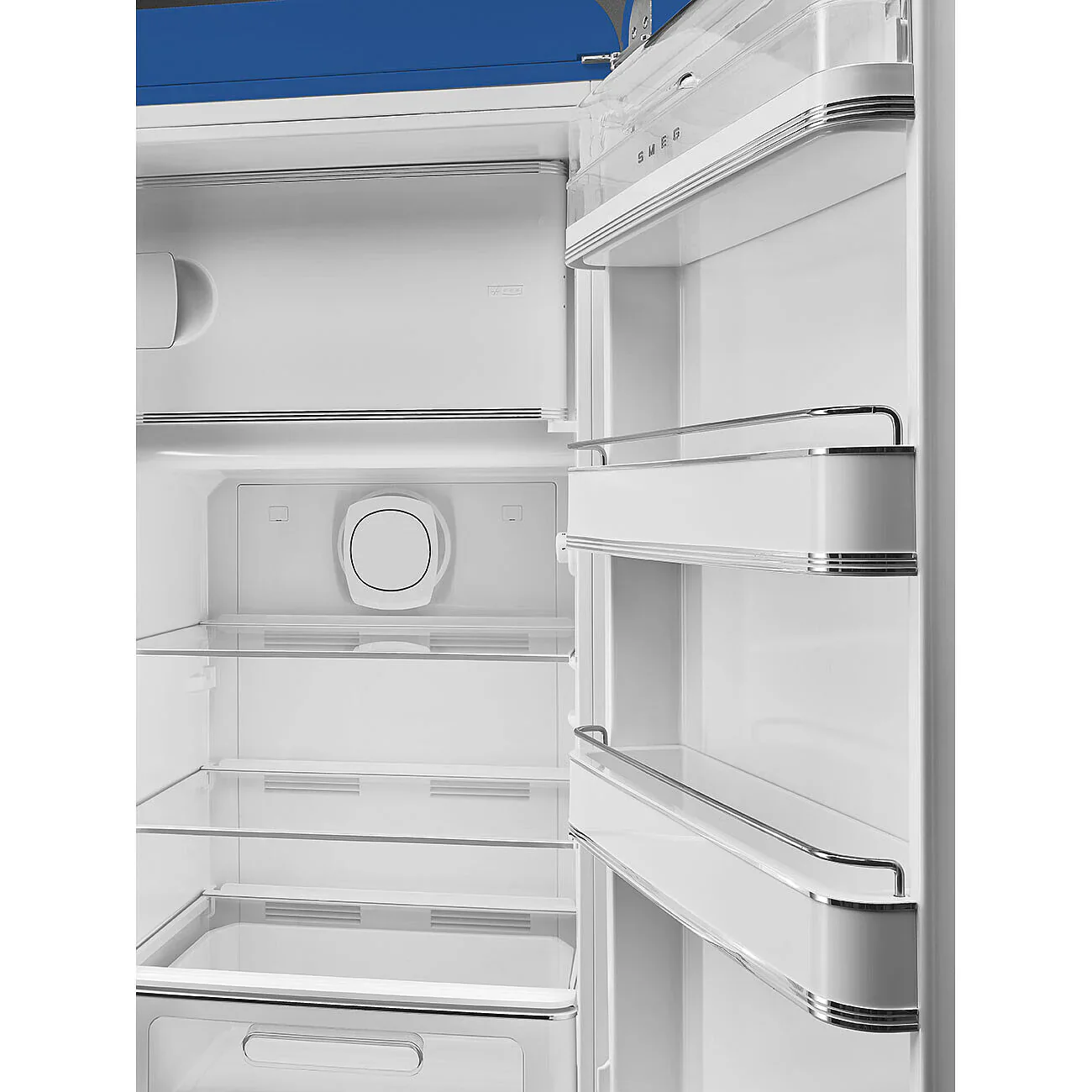 Smeg FAB28RDUJ6 50's Style Right Hand Hinge Retro Tall Fridge with Ice Box - Image 3