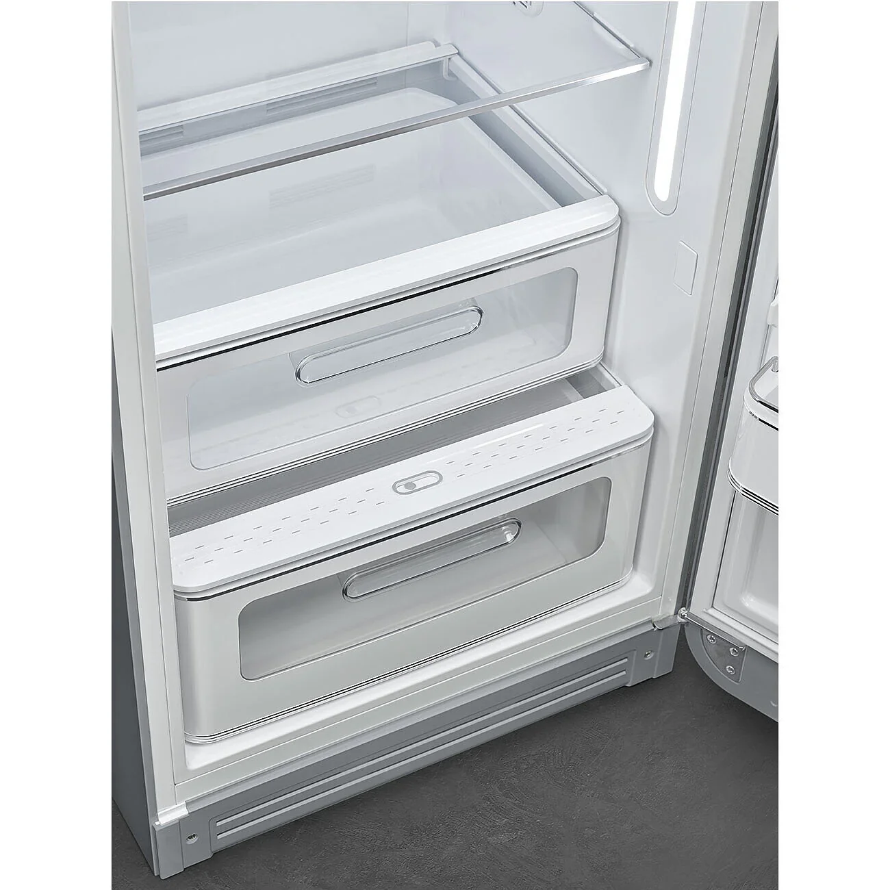 Smeg FAB28RSV6 50's Style Right Hand Hinge Retro Tall Fridge with Ice Box - Image 4