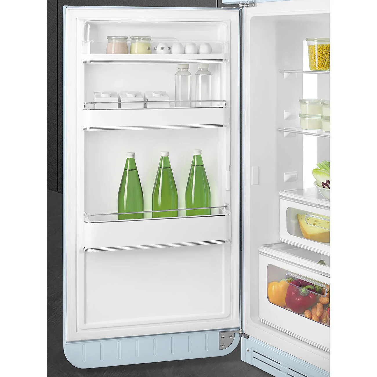 Smeg FAB30LPB6UK 50's Style Left Hand Hinge Retro Fridge Freezer - Image 3