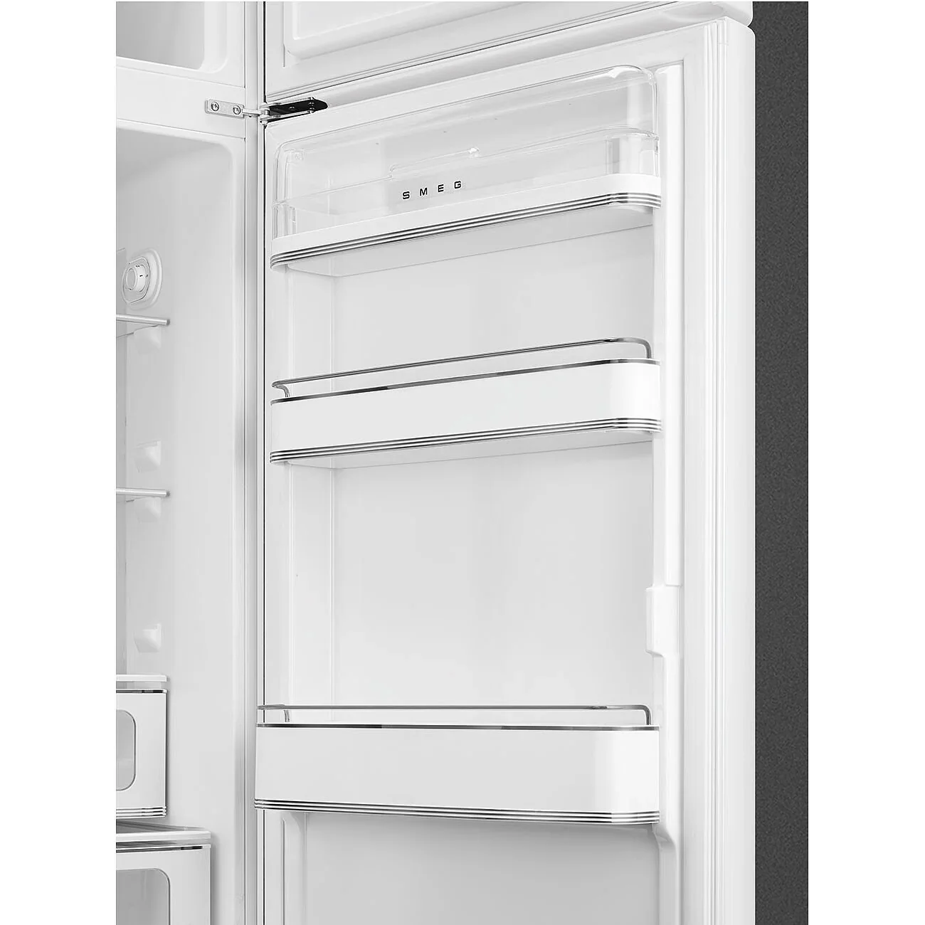 Smeg FAB30RWH6UK 50's Style Right Hand Hinge Retro Fridge Freezer - Image 4