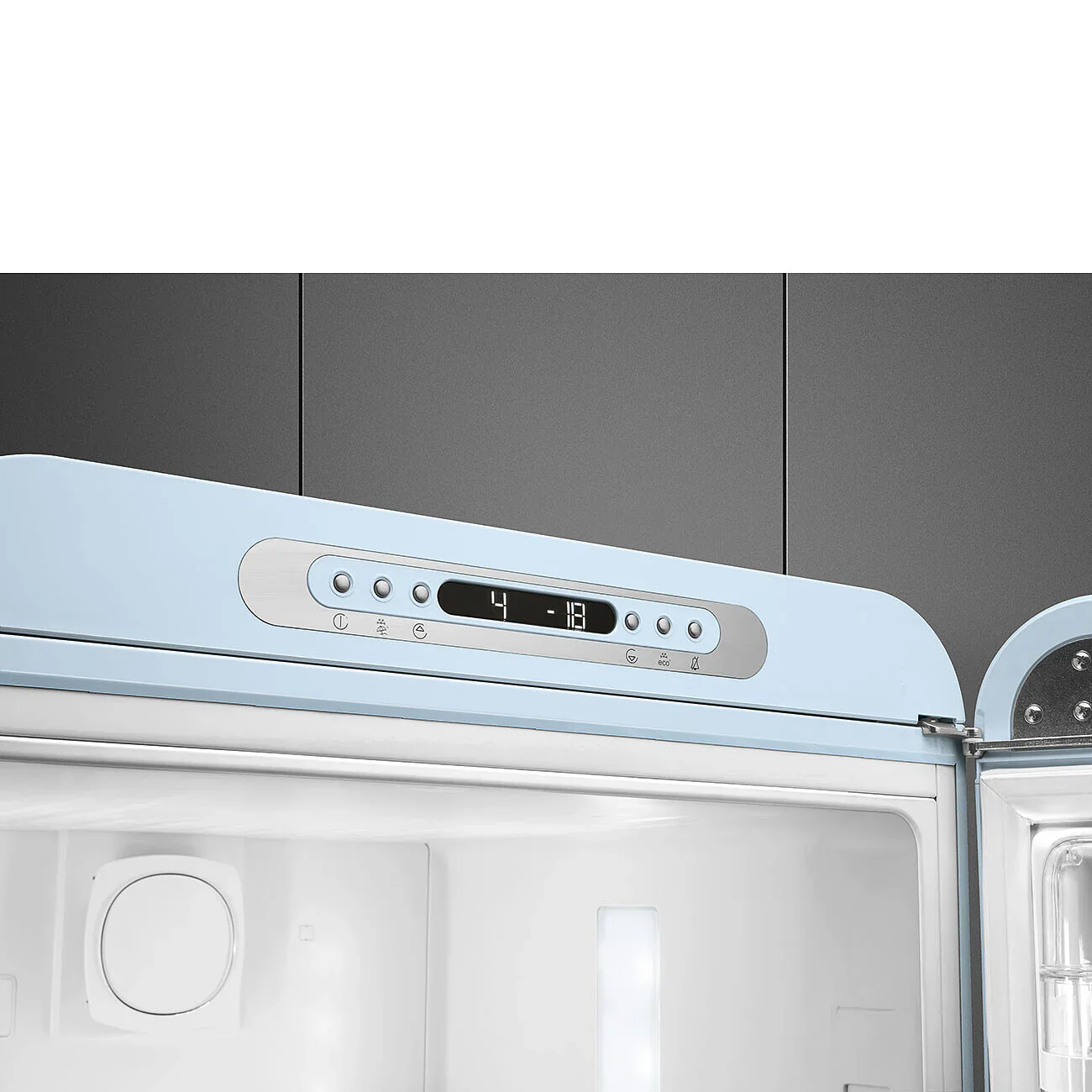 Smeg FAB32RPB6UK 50's Style Right Hand Hinge Retro Fridge Freezer - Image 6