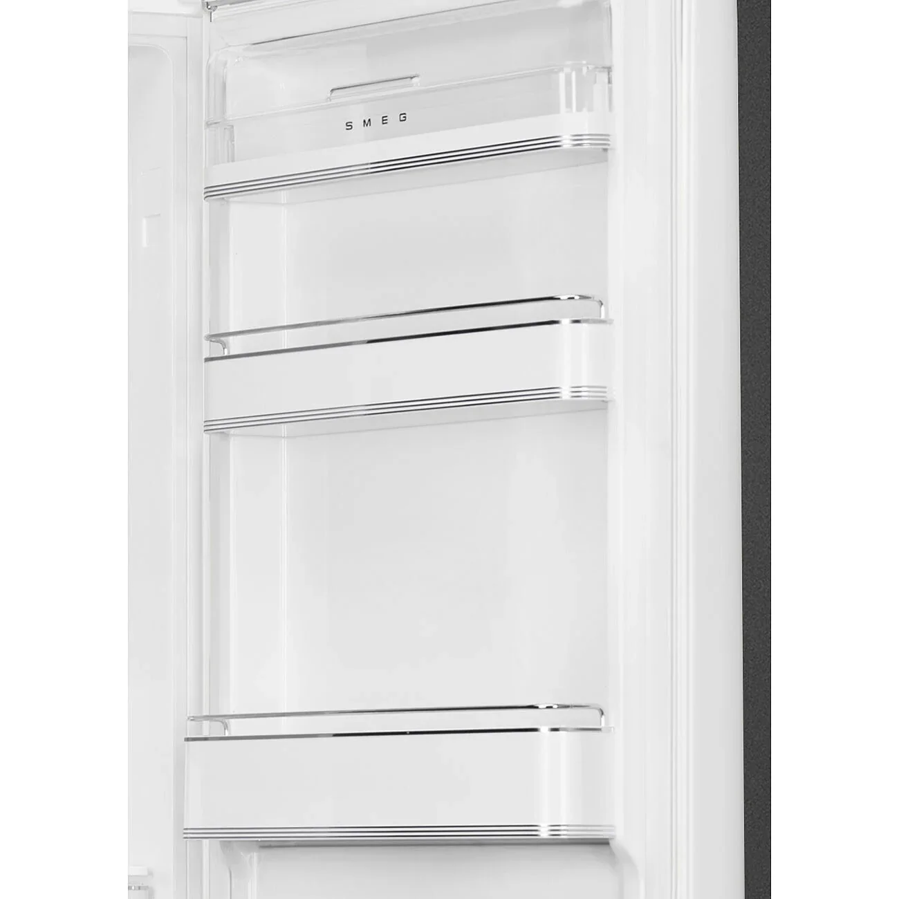 Smeg FAB32RWH6UK 50's Style Right Hand Hinge Retro Fridge Freezer - Image 4