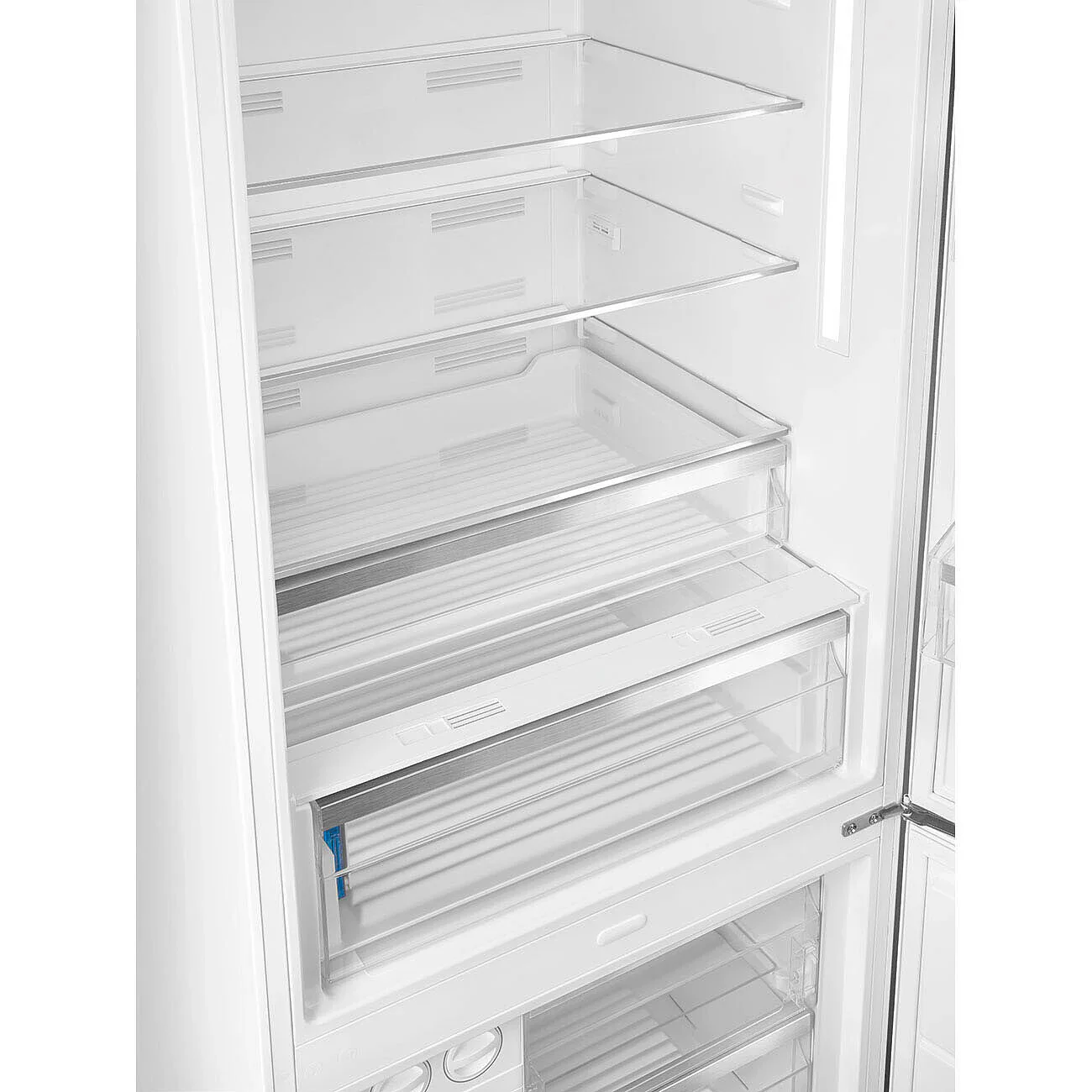 Smeg FAB38RWH6 50's Style Right Hand Hinge Retro Fridge Freezer - Image 6