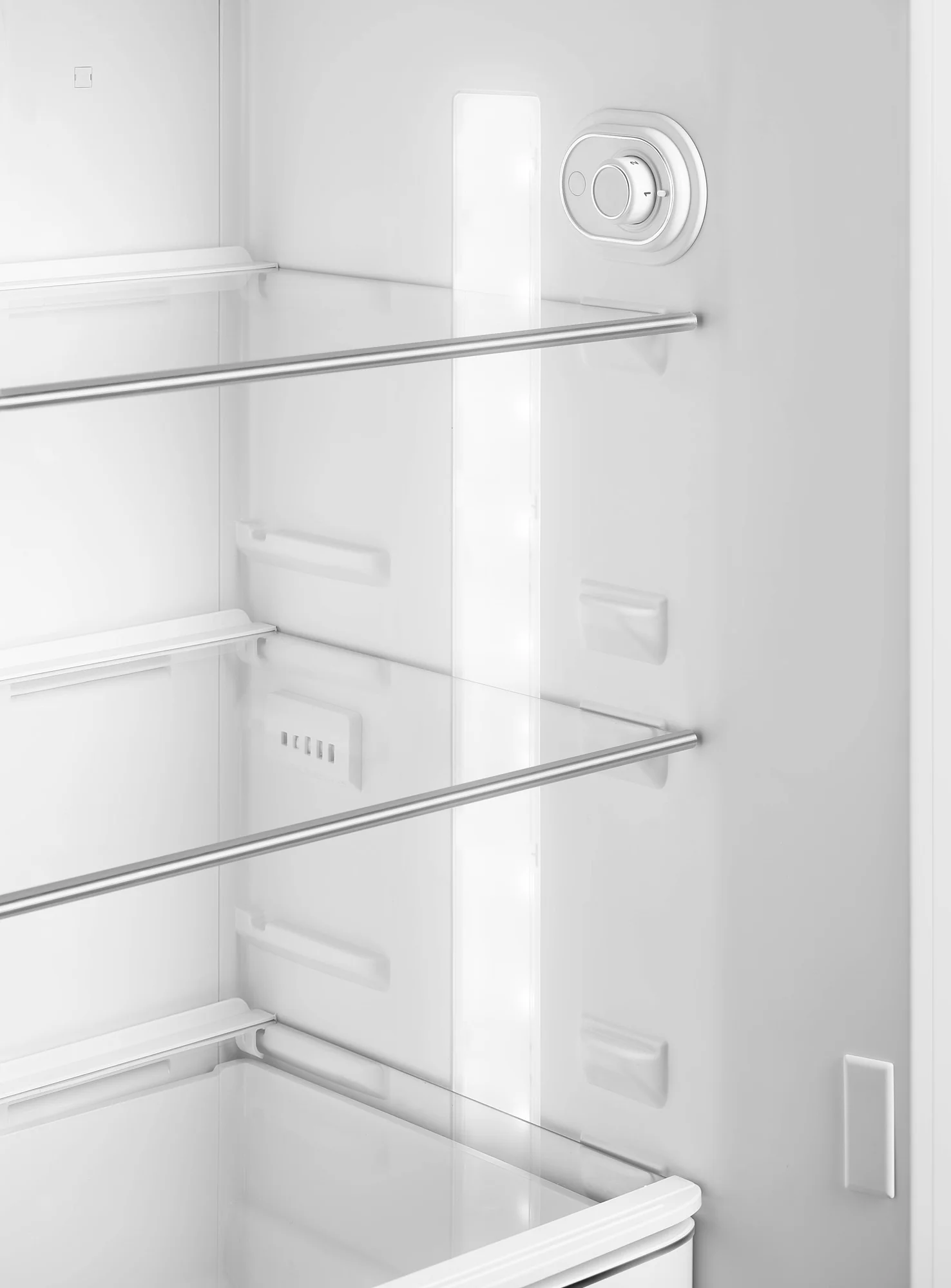 Smeg FAB30RPK5 Retro Fridge Freezer - Image 4